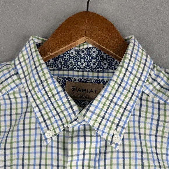 Ariat Shirt Wrinkle Freee Mens Large Short Sleeve Button Down Rodeo Outdoor - Picture 2 of 11